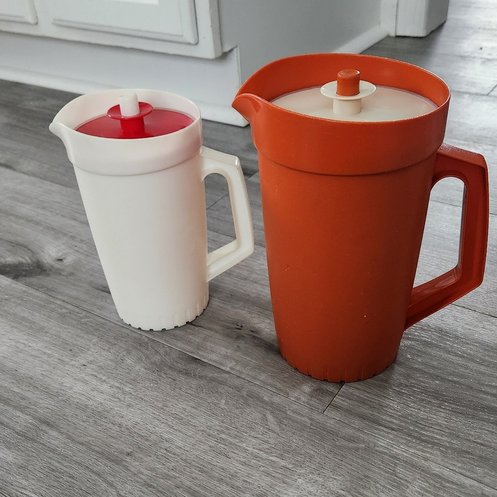 Vintage Tupperware Pitcher Lot Orange & White Set